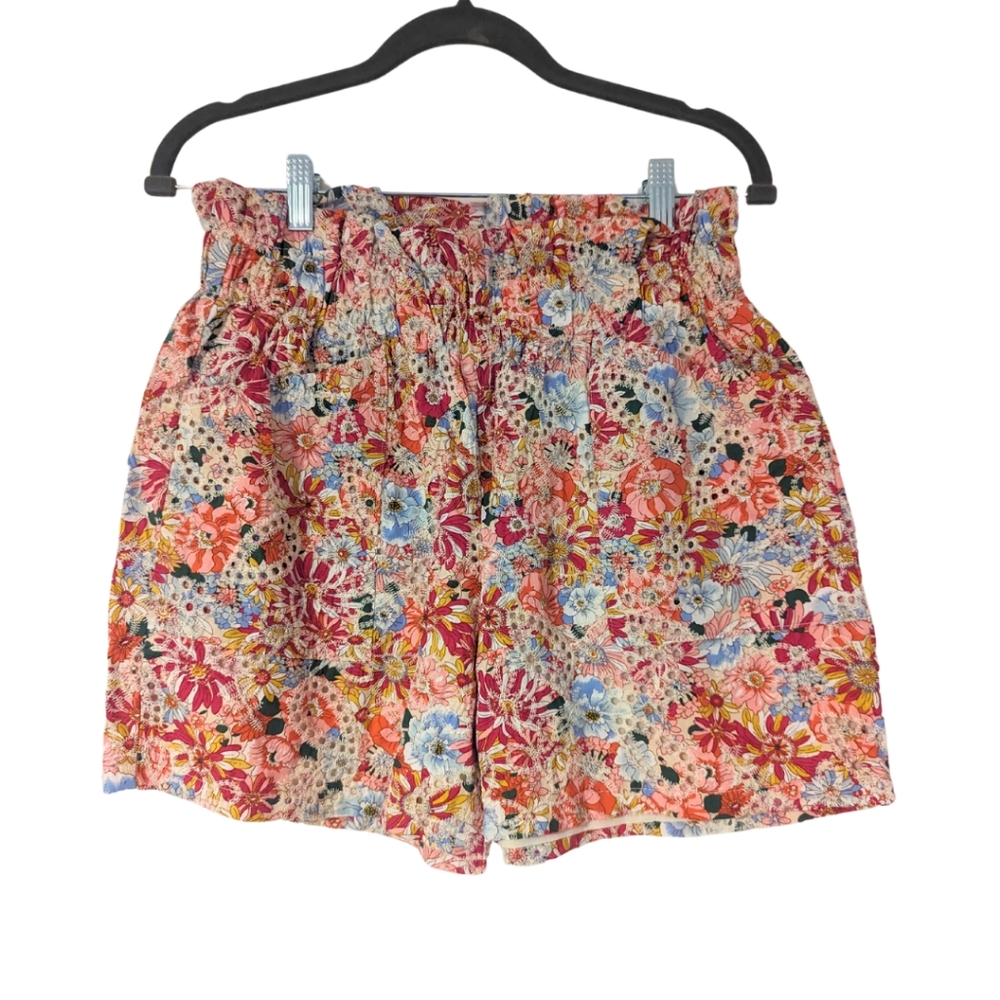 Solitaire High-Waist Floral Shorts in Coral, Blue, Pink
